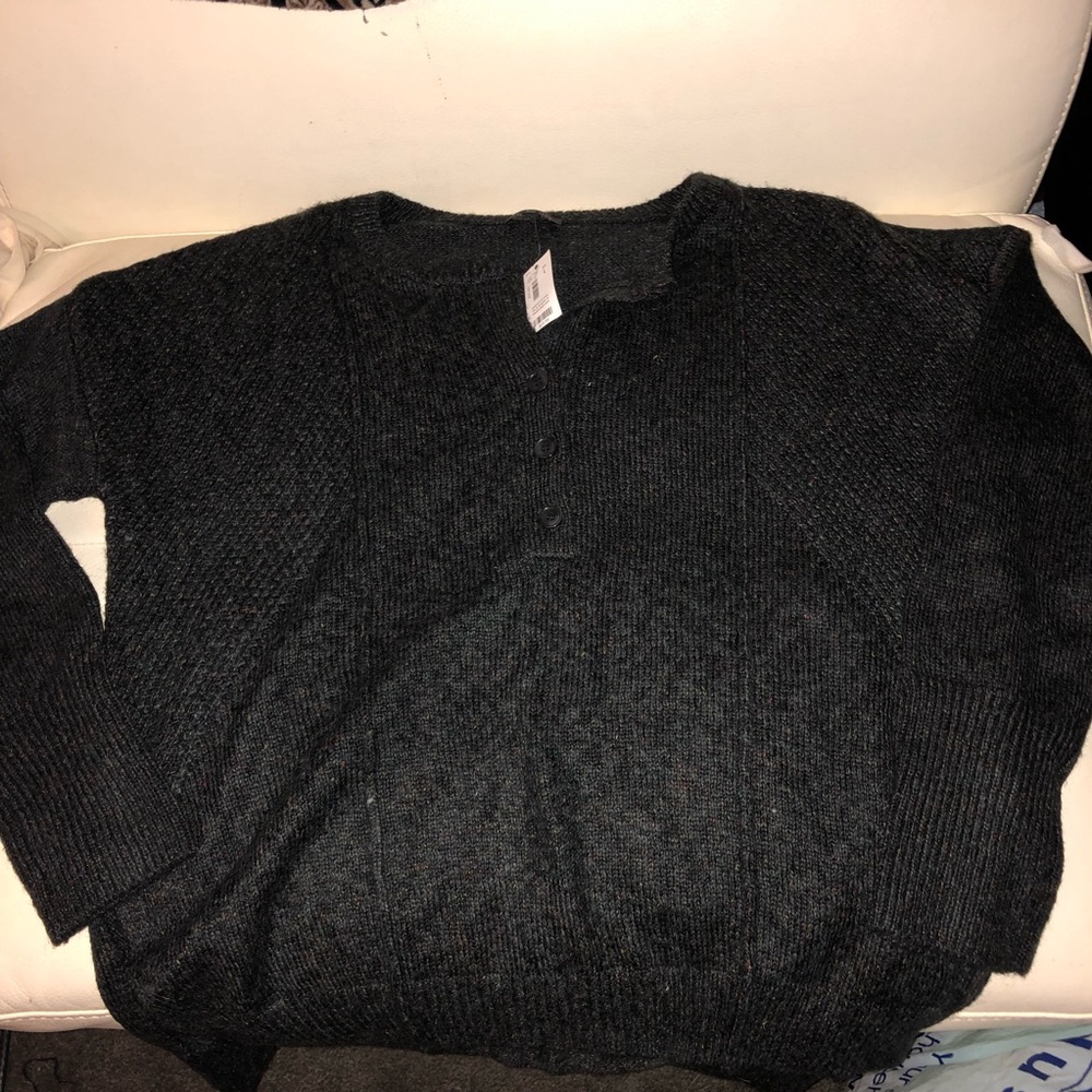 THE LIMITED LARGE